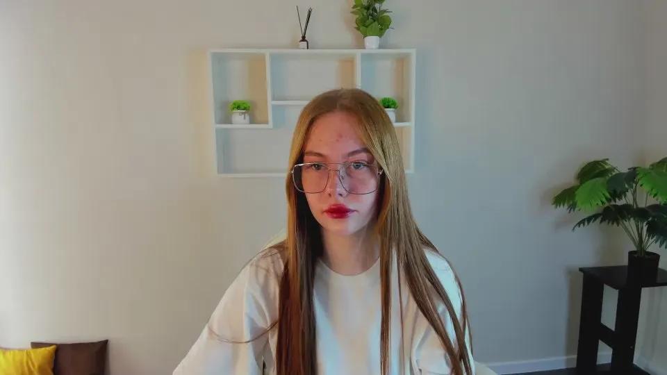 Offline Roxy_Sunny on Cam4