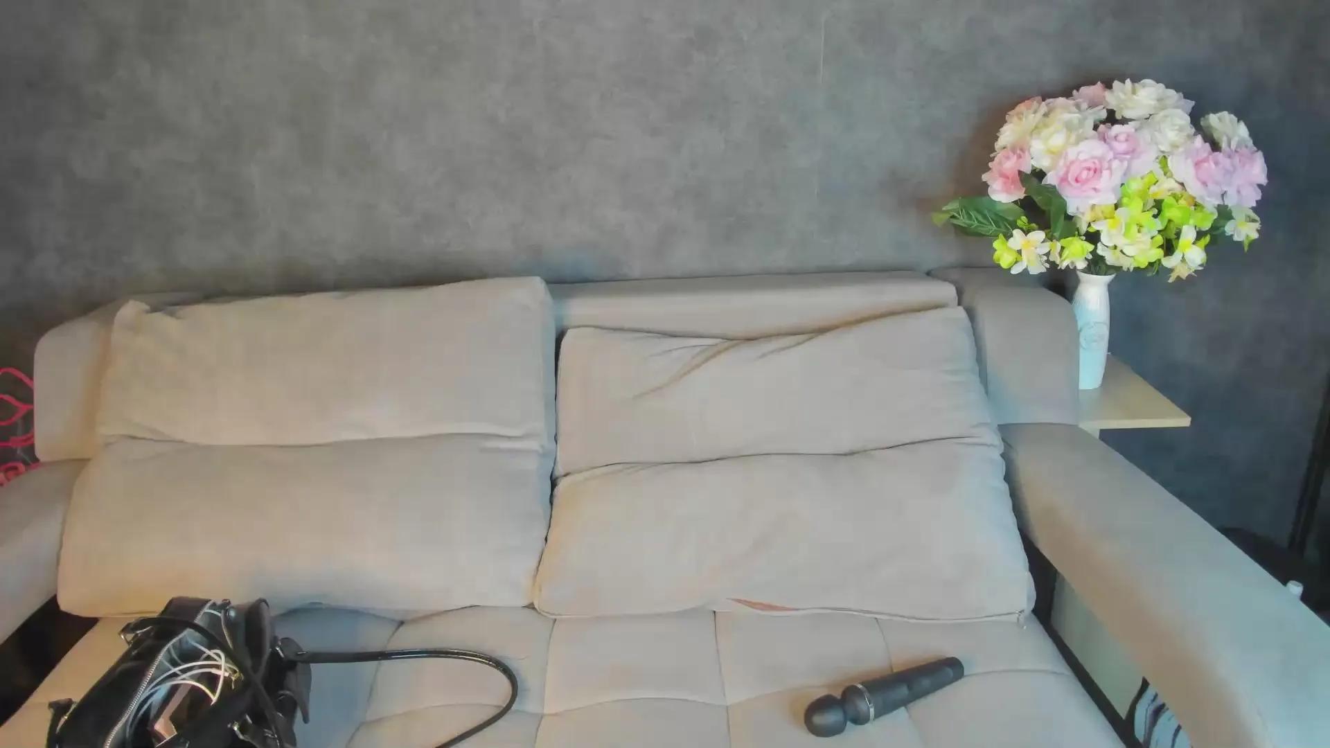 Offline Roxy_Sunny on Cam4