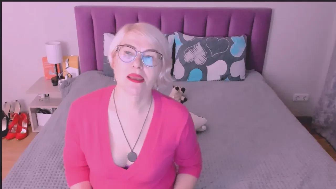 Avatar of sabrinamac