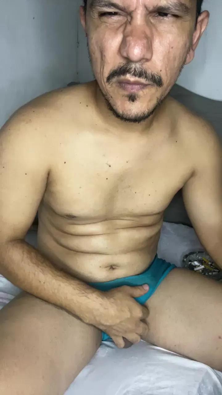 Offline safadaocamm4 on Cam4