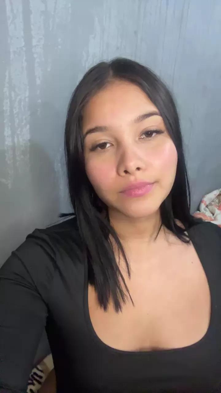 Safiira_ on Cam4 