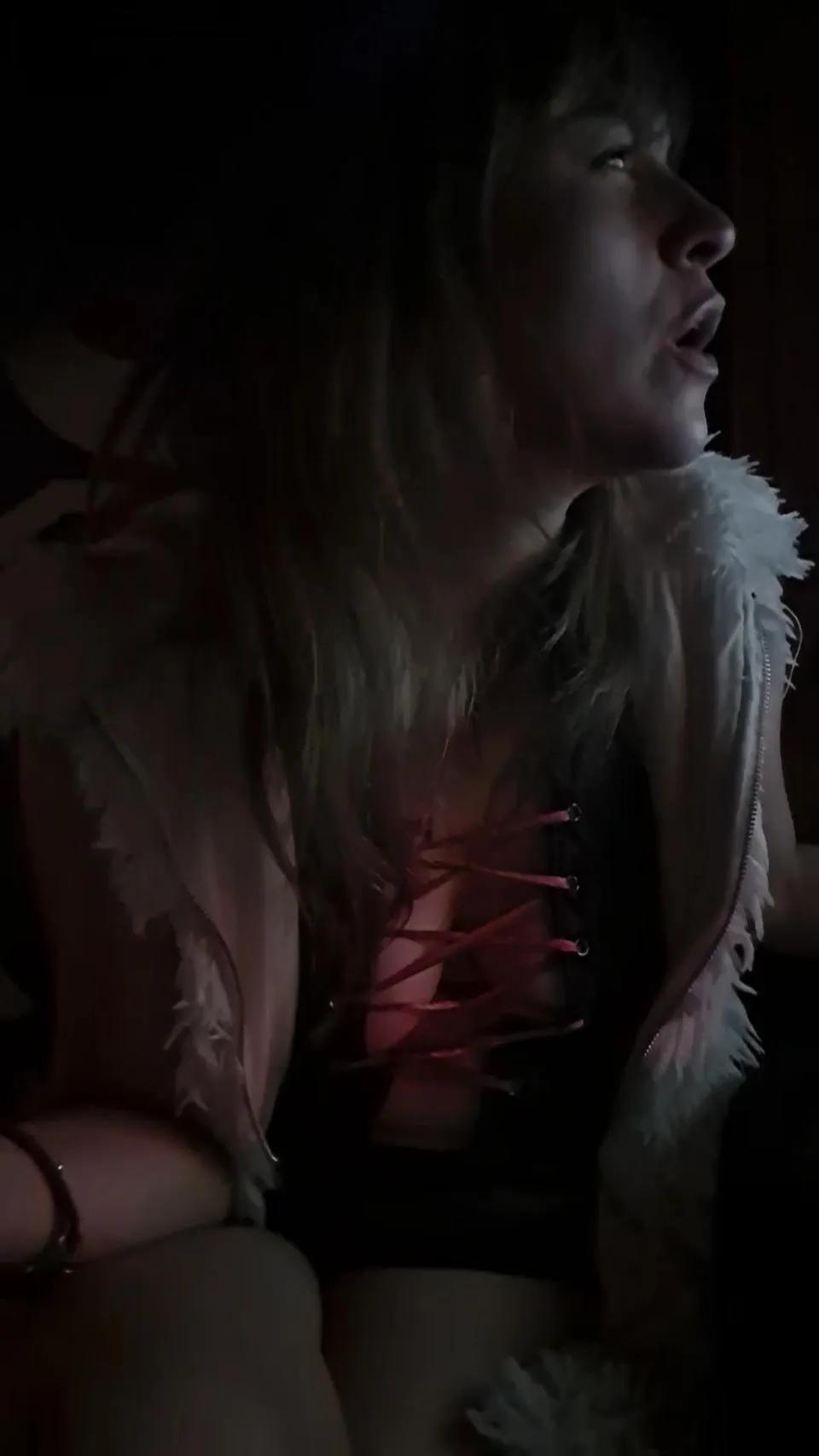 Sailor_Moon69 — Freechat on Cam4