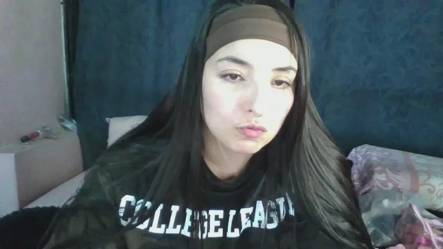 sara1103 — Freechat on Cam4