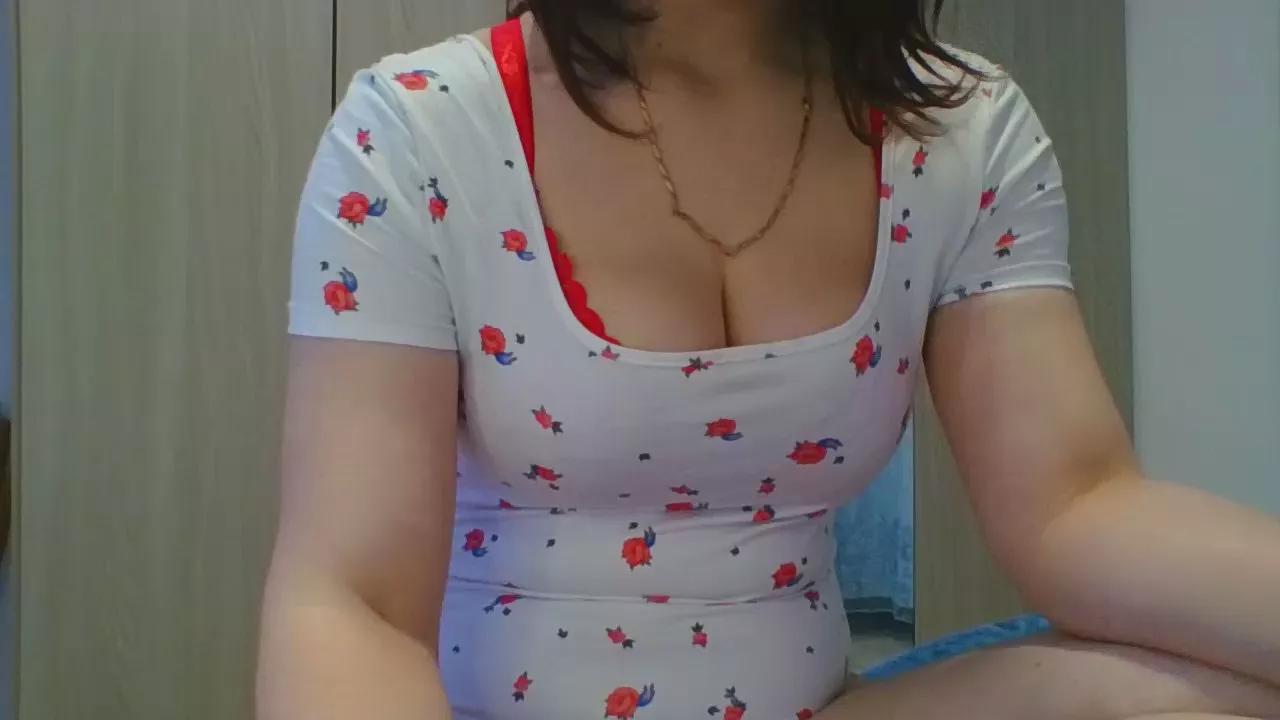 saraa88 on Cam4 