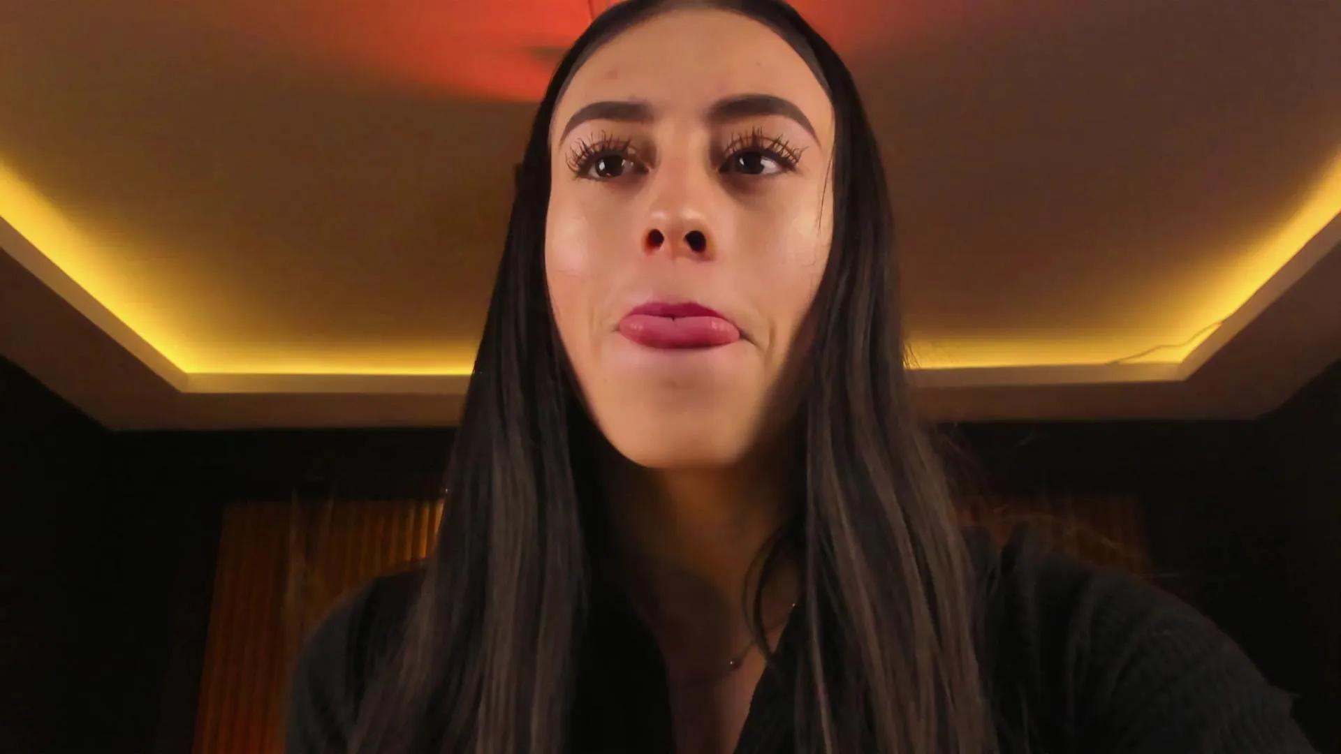 Avatar of Saracollins1