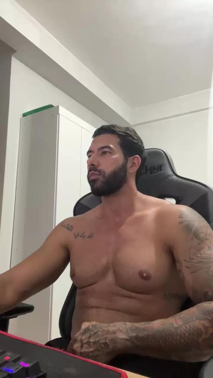 Saradoalto23 on Cam4 