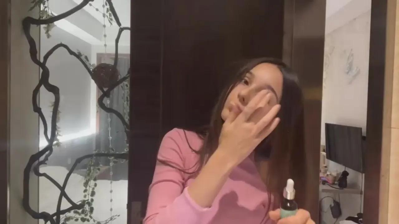 SaranBullert —  #femdom #anal #ass #pussy #threesome #gamer #pee