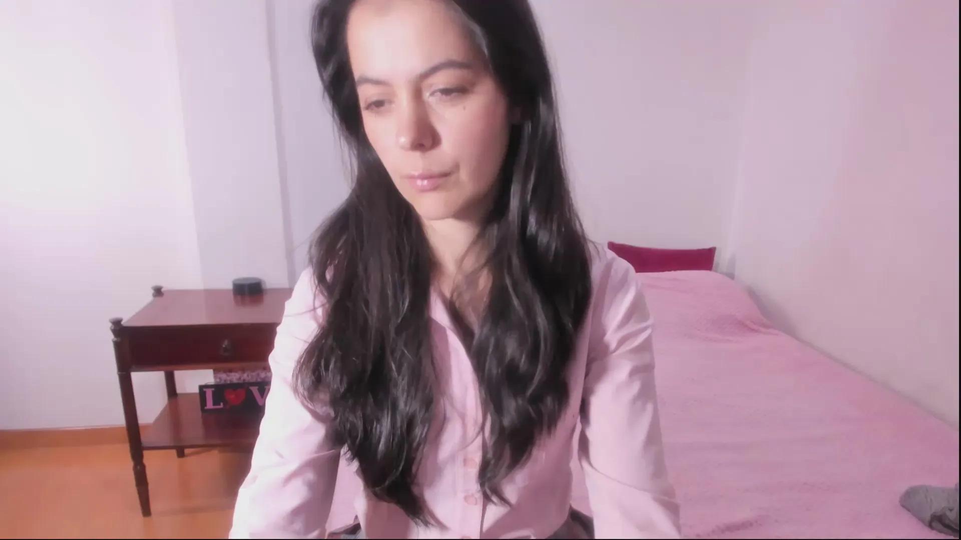 Saraphsweet06 on Cam4 