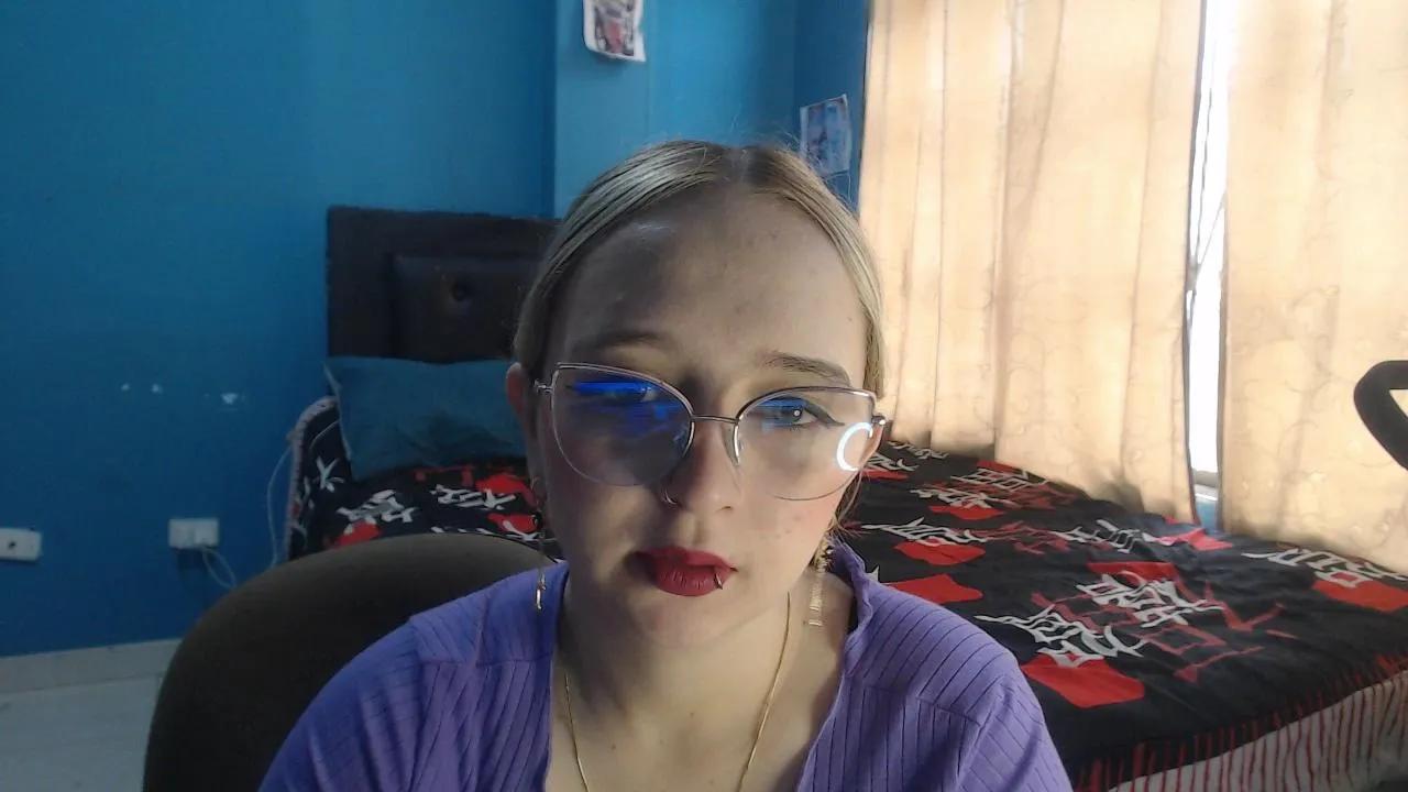 Saraross1 on Cam4 