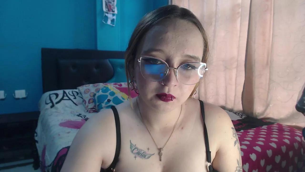 Saraross1 on Cam4 
