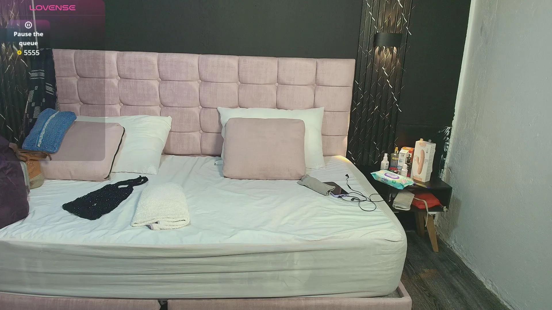 Avatar of SashaRosee_