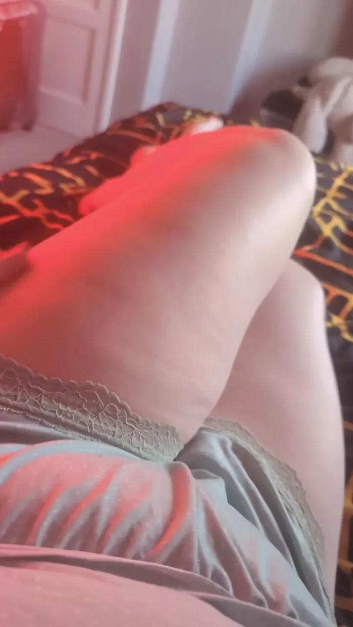 Offline sassyminx on Cam4