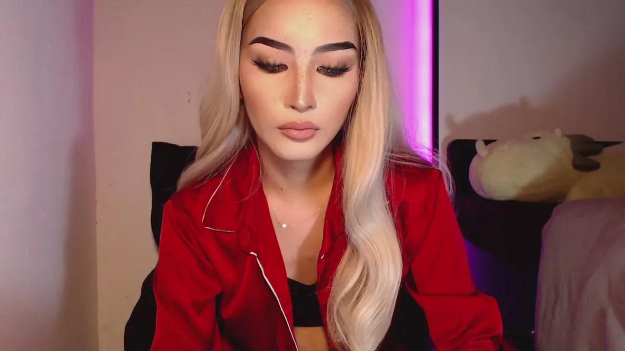 Offline scarletwhitex on Cam4