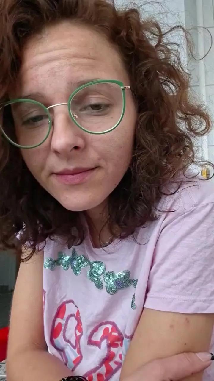 Selena101195 — Freechat on Cam4