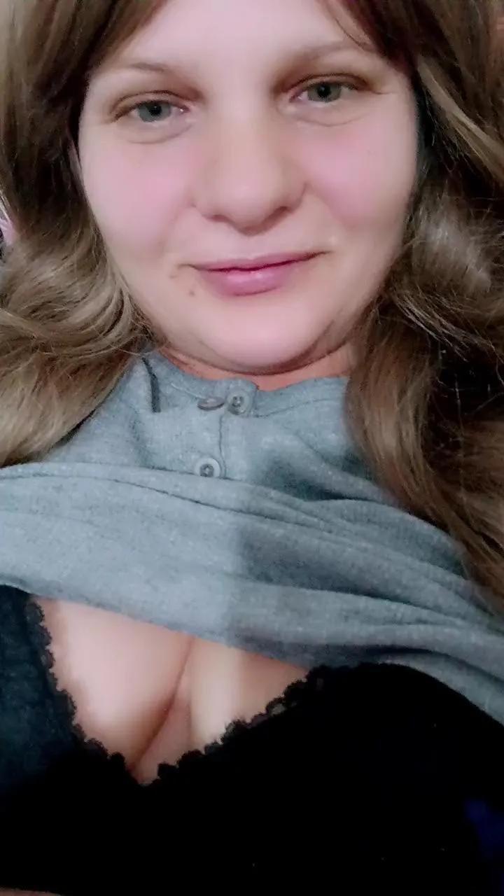 selena20_fun — Freechat on Cam4