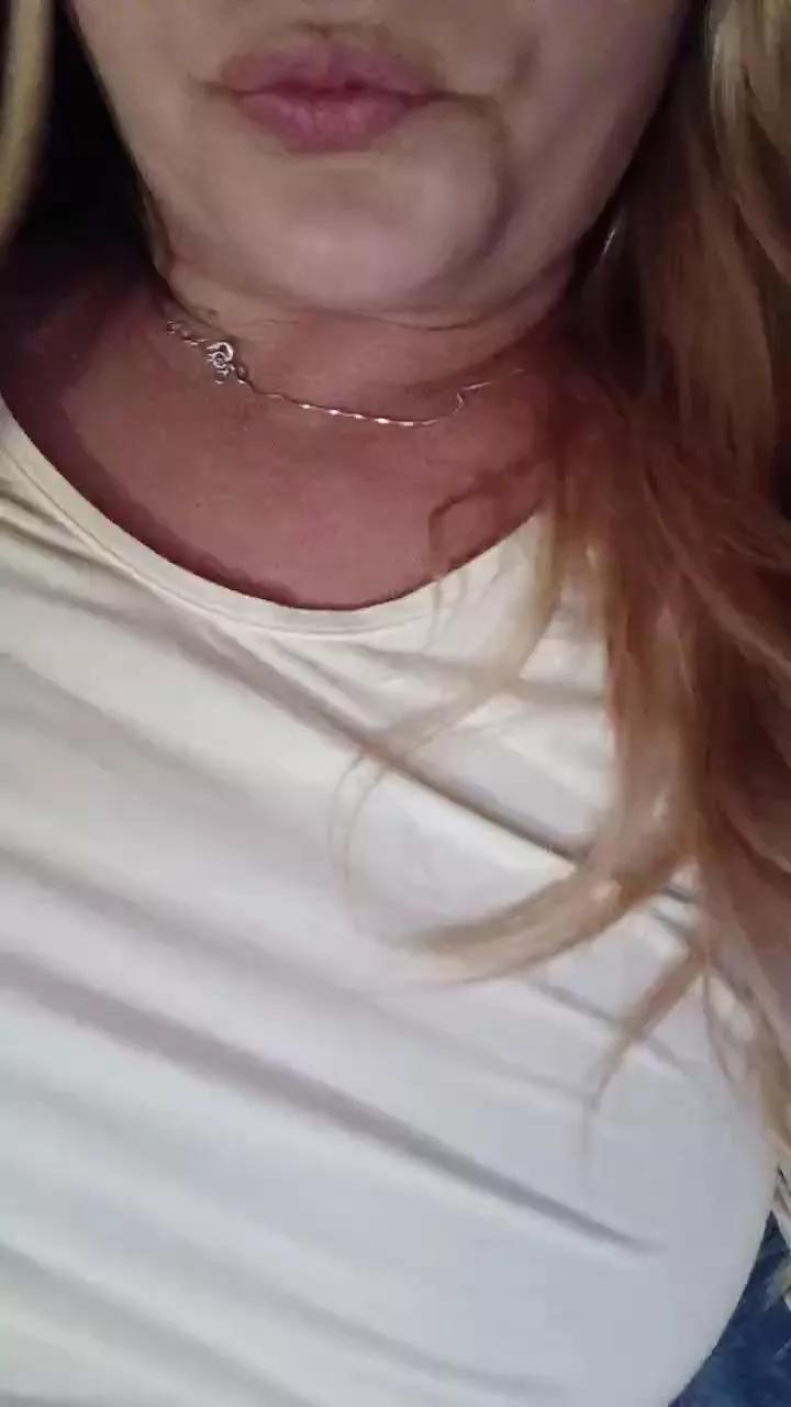 selena20_fun on Cam4 