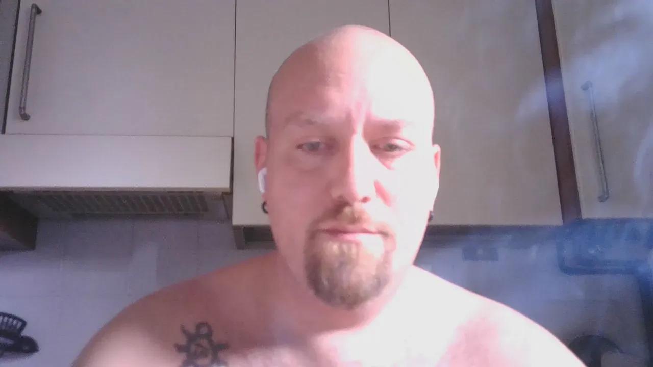 Freechat Sensee85 on Cam4