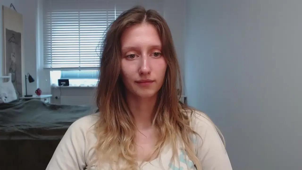 sensual_Luna on Cam4 