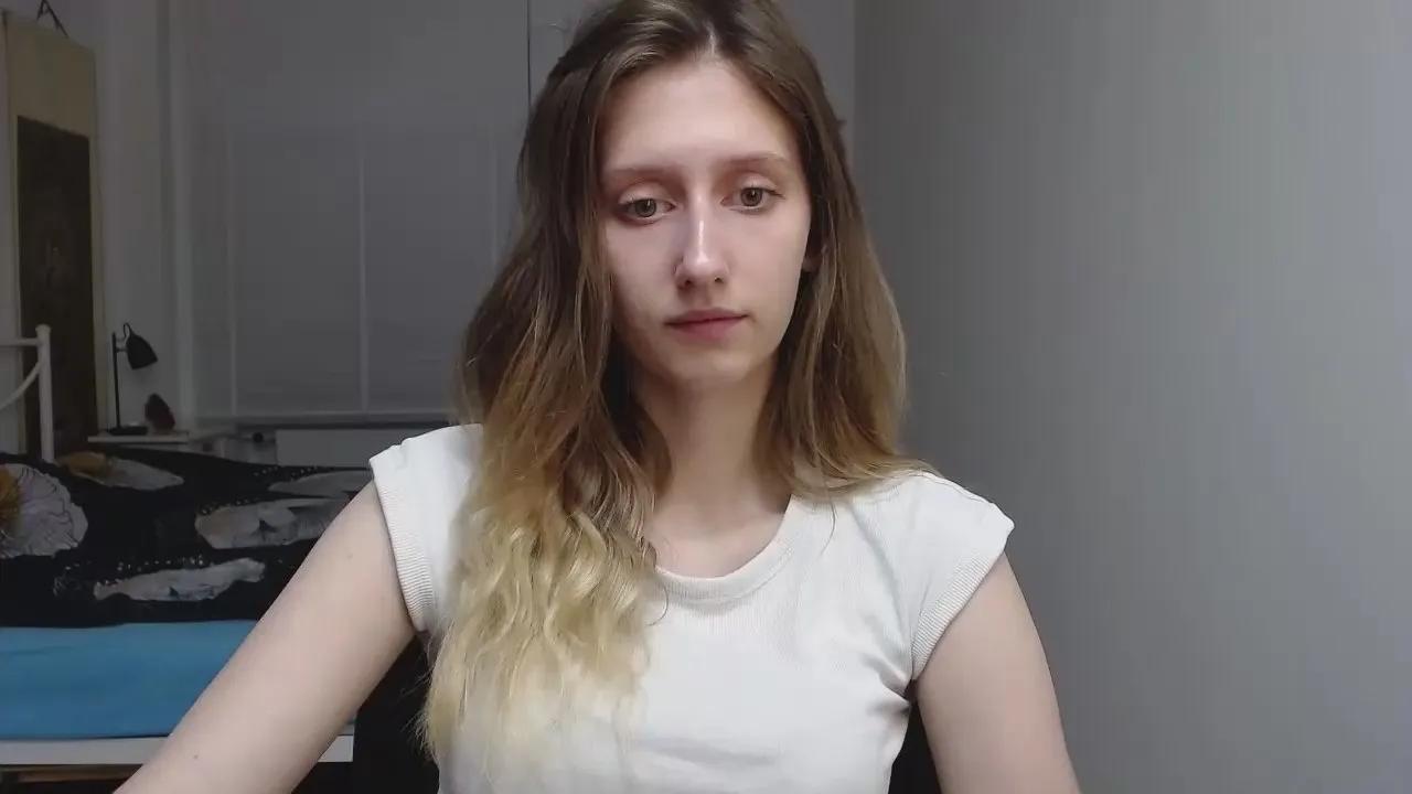 sensual_Luna on Cam4 