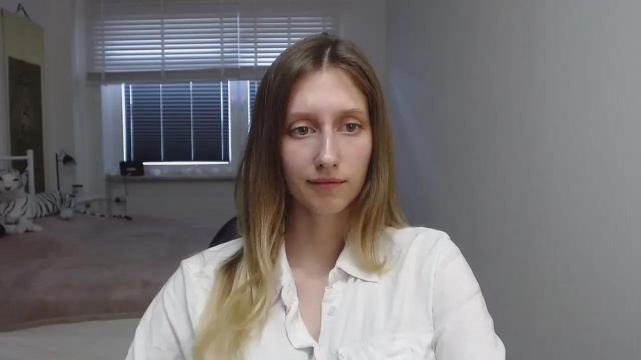 sensual_Luna on Cam4 