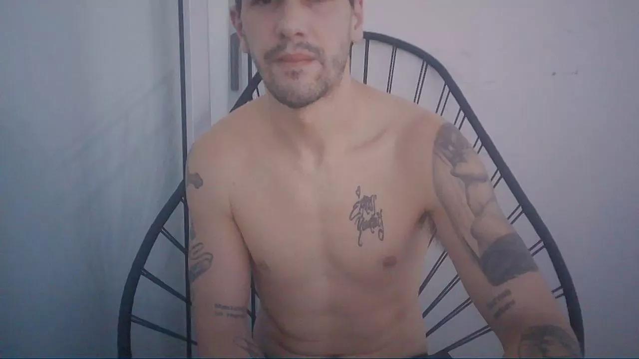 sexxx_latinohot on Cam4 