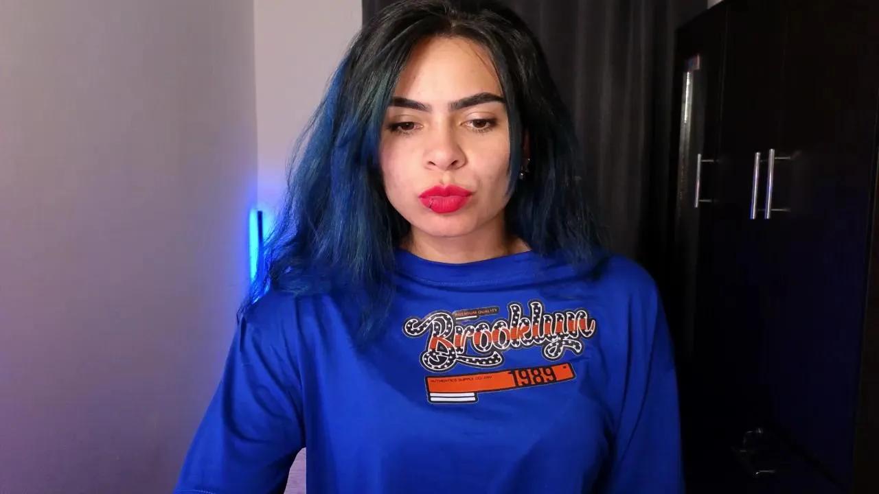 sexxyladyy_ on Cam4 