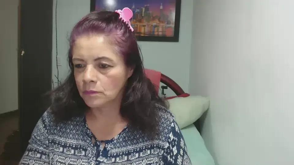 Offline sexygradmom on Cam4