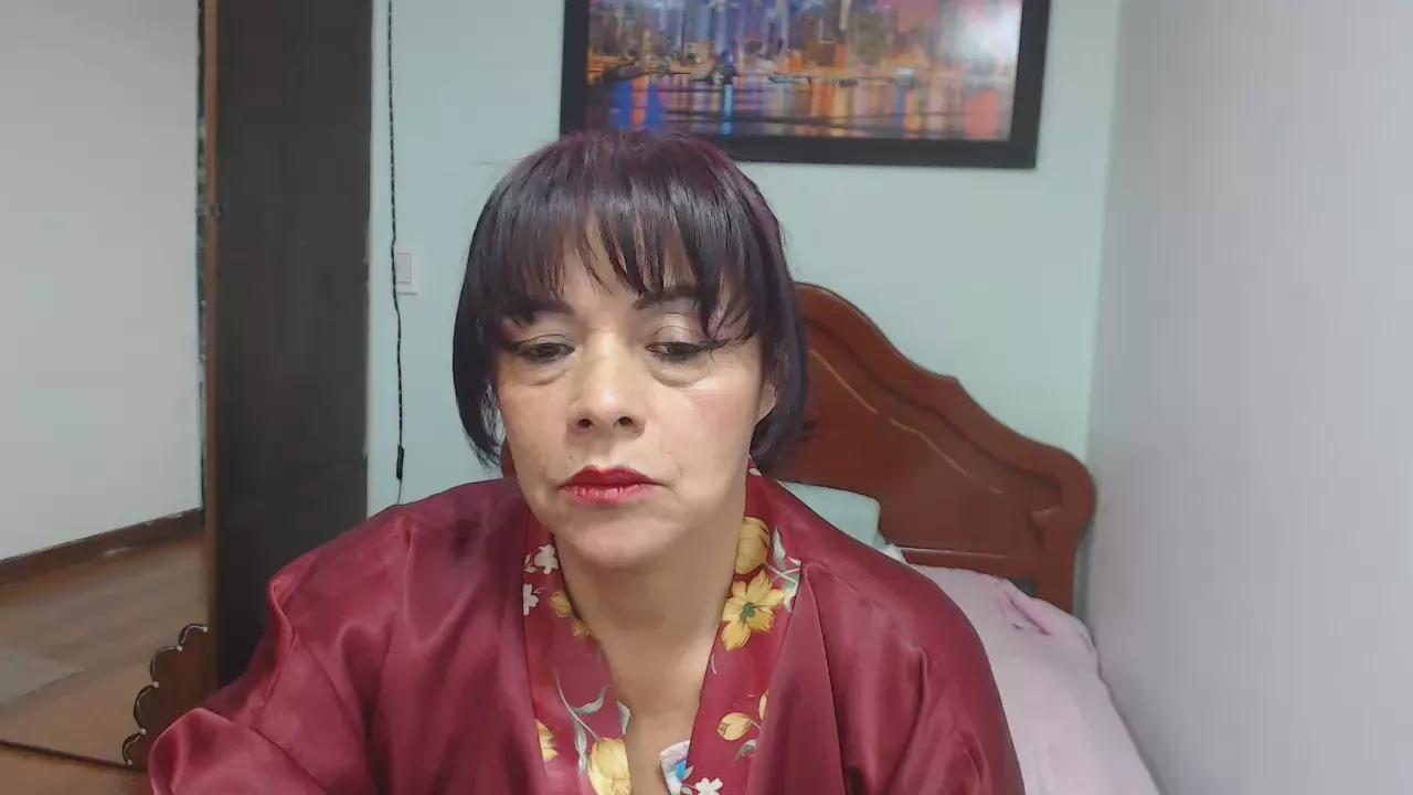 Offline sexygradmom on Cam4