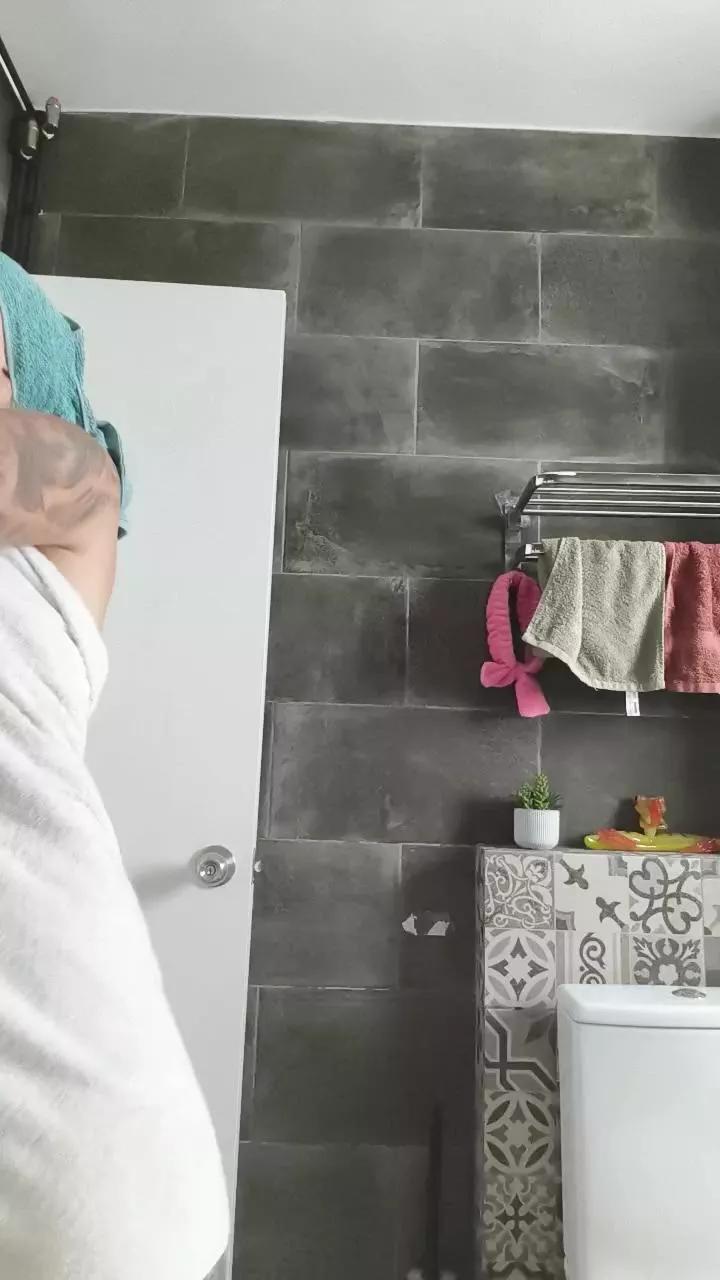 Sexyleyla777 on Cam4 