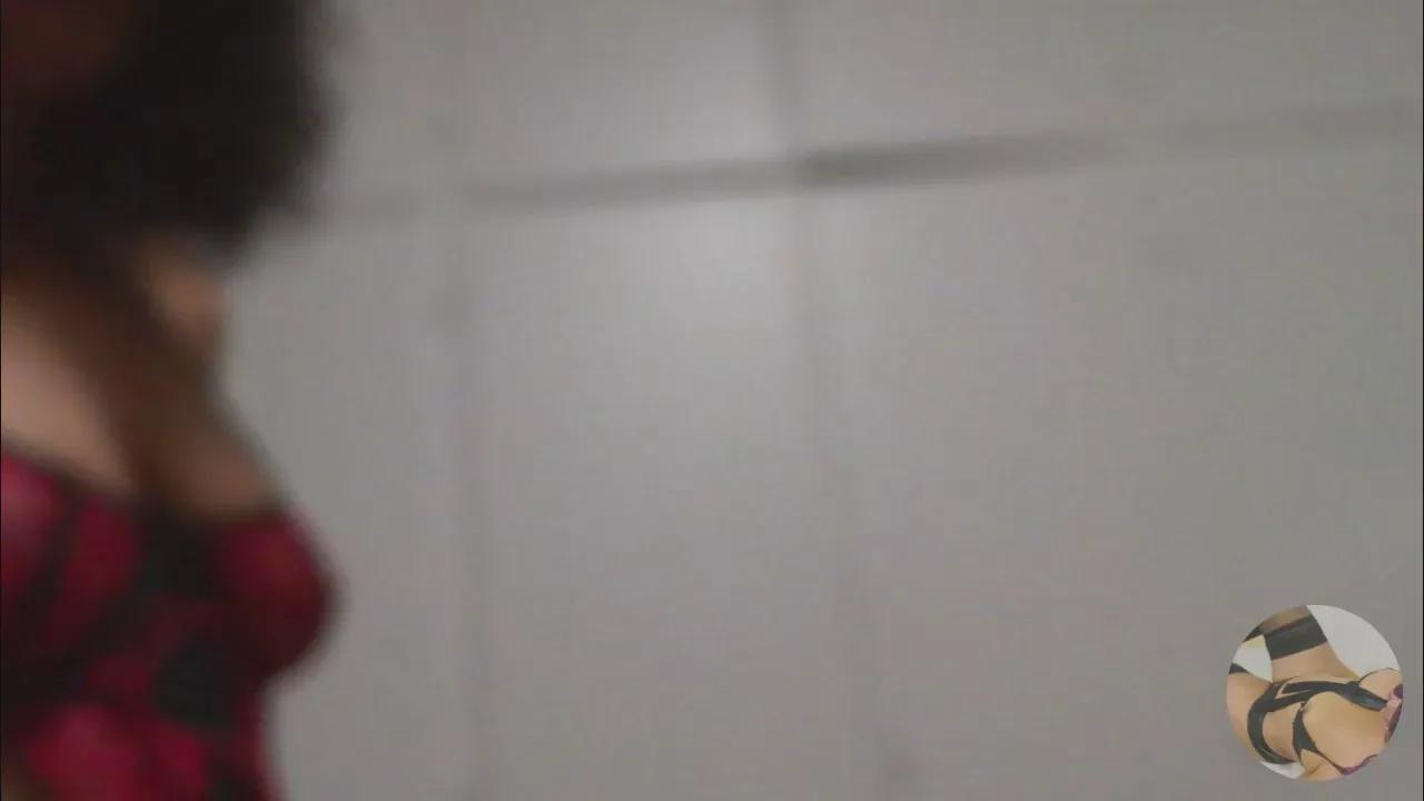 Offline Sexymilf73 on Cam4