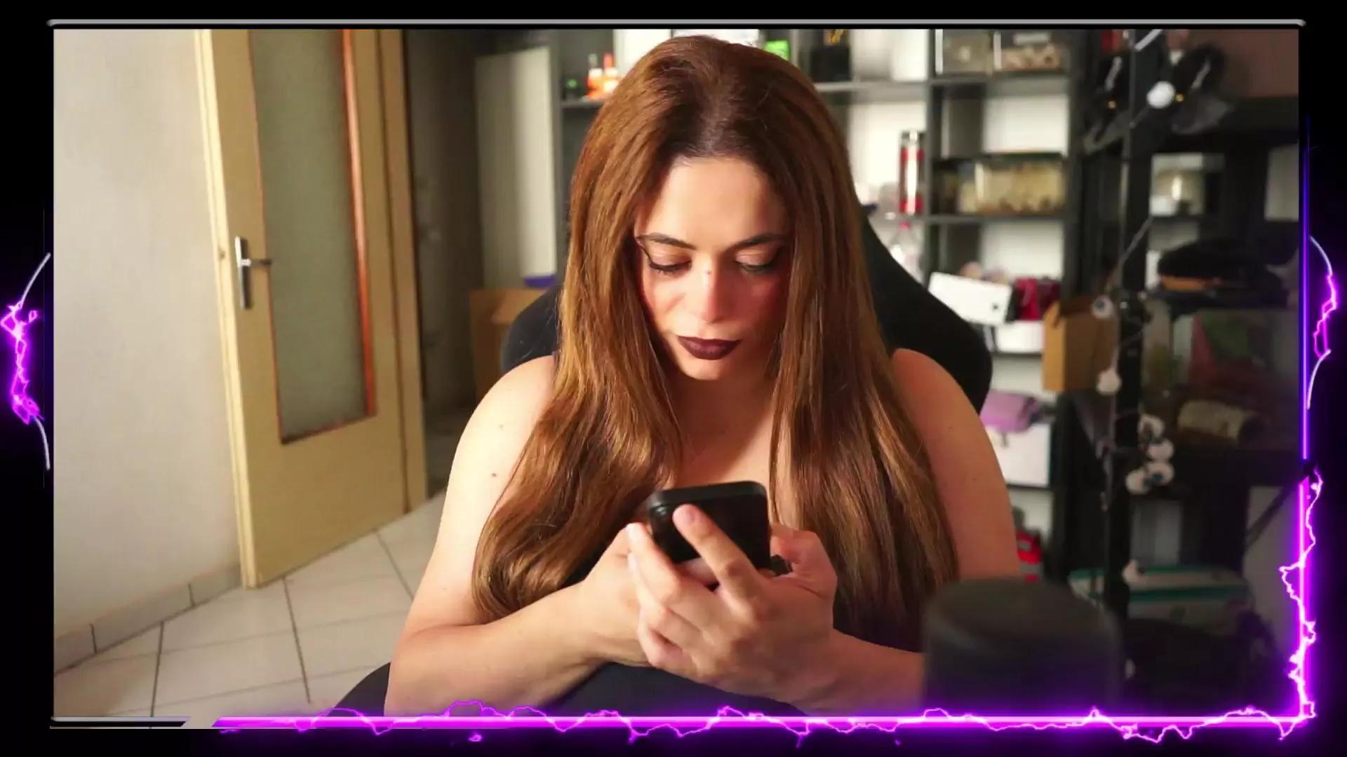 sharonurbex on Cam4 