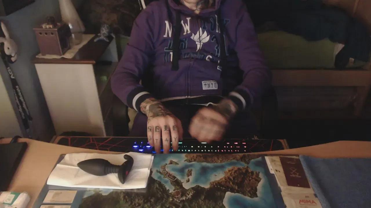 Offline simopussyfan on Cam4