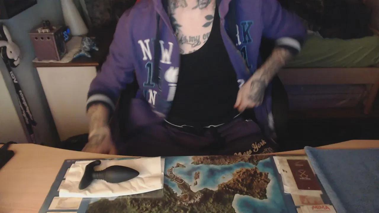 Offline simopussyfan on Cam4