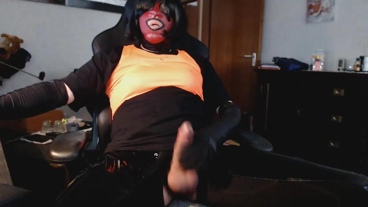 sissy40_hot1 on Cam4 