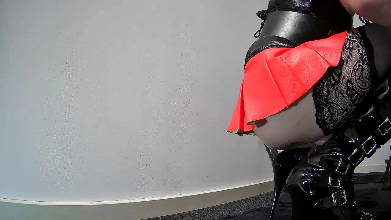 sissytessa82 on Cam4 