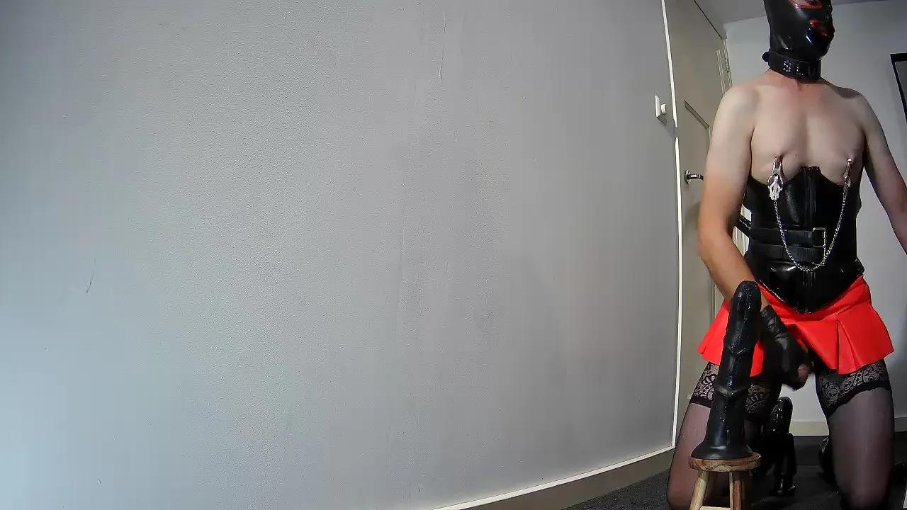 sissytessa82 on Cam4 