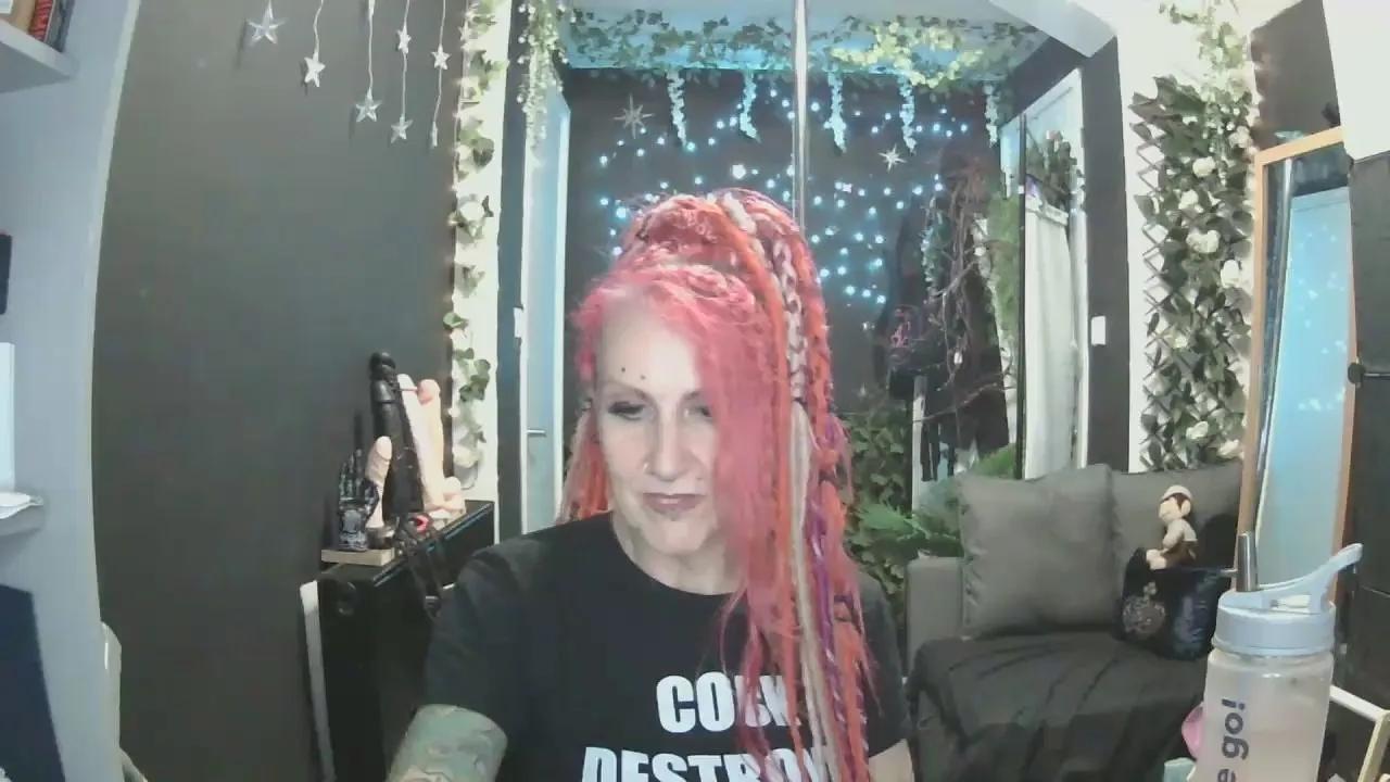 SkySparks on Cam4 