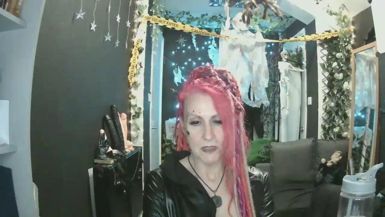 SkySparks on Cam4 