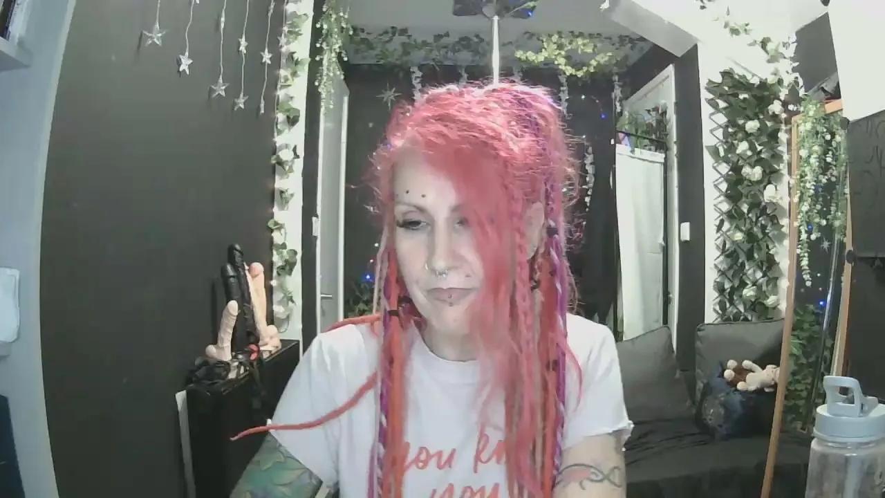 SkySparks on Cam4 