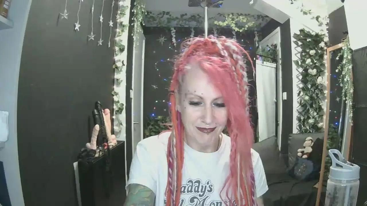 SkySparks on Cam4 