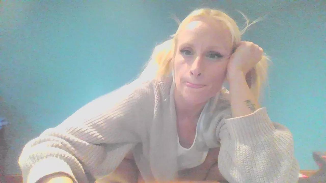 slip_inslide on Cam4 