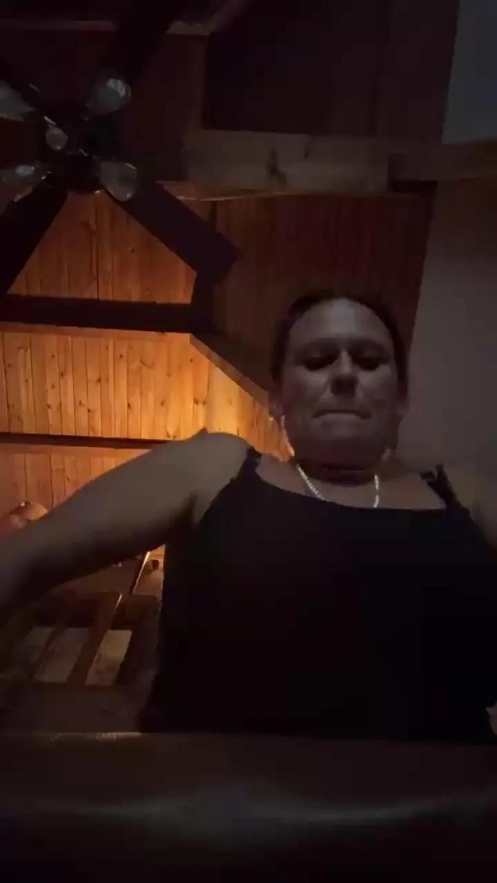 Avatar of Slutmeout6996