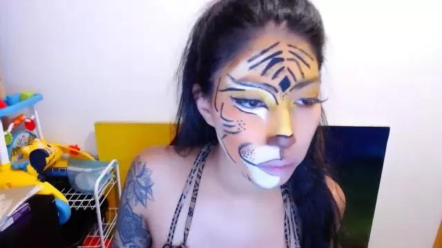 Offline Sofia_1rose on Cam4