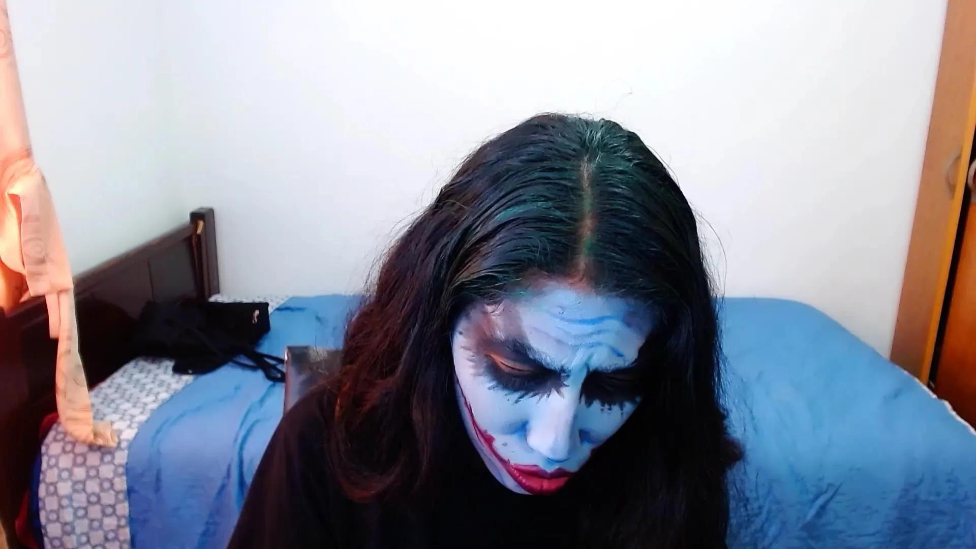 Sofia_1rose —  #cute #feet #milk #striptease #amateur #C2C #armpits