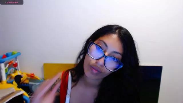 Offline Sofia_1rose on Cam4