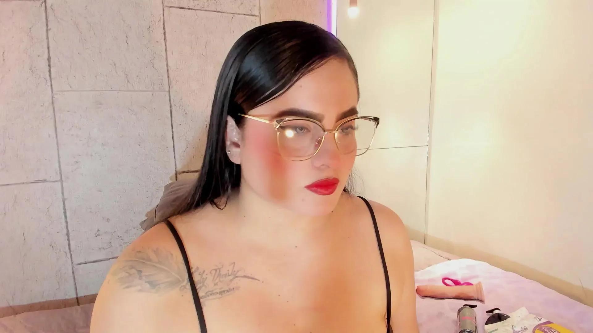 Offline sofiia_carson on Cam4