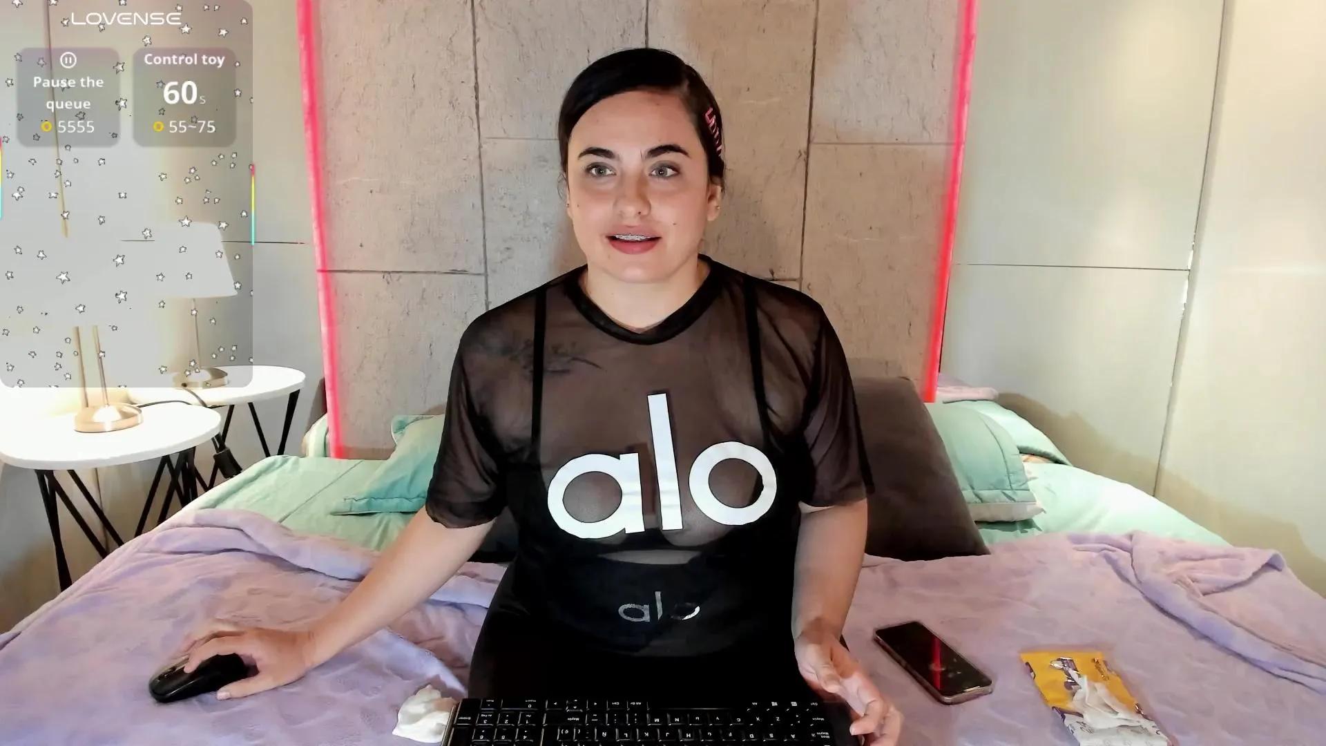 Offline sofiia_carson on Cam4