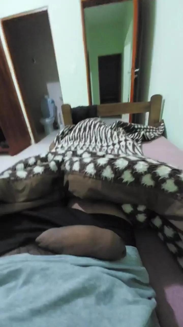 Offline souzakw2 on Cam4
