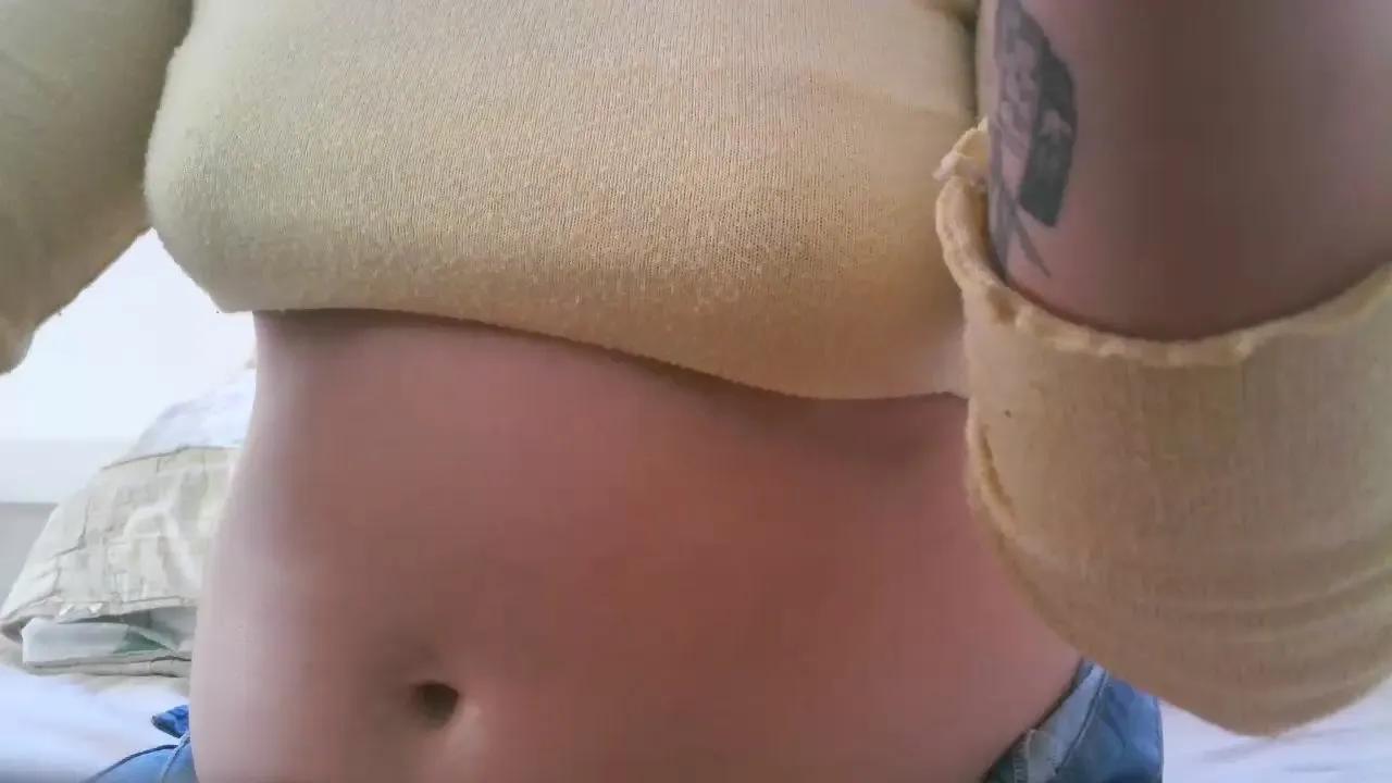 soymelinna —  #mistress #embarazada #pregnant #schoolgirl #femdom #bdsm #amateur