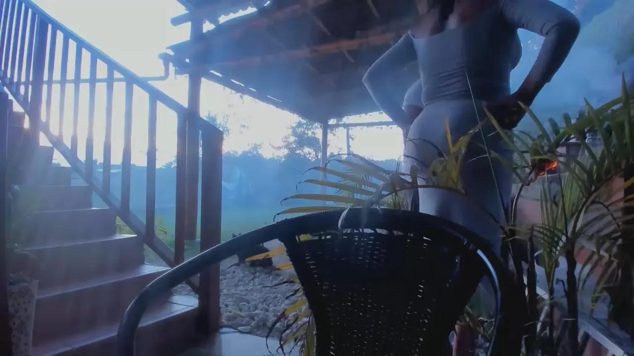 stephanie_lopez —  #analtoys #schoolgirl #bigass #squirt #pussy #anal #amateur